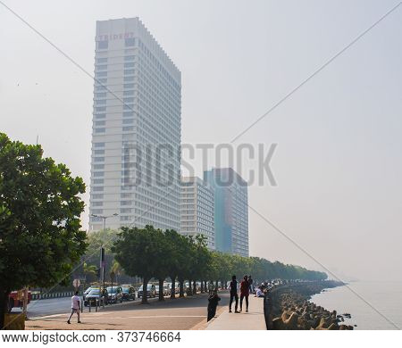 Mumbai, India - December 17, 2019: Embankment Alley Of The City Of Mumbai With Skyscrapers.
