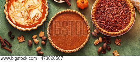 Traditional Fall Thanksgiving Pies, Pumpkin And Pecan Pie