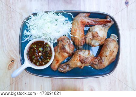 Grilled Chicken ,poasted Chicken With Dip And Vegetable