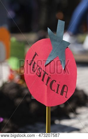 Buenos Aires, Argentina, Sept 21, 2021: Detail Of A Protest Of Utt, Land Workers Union, Demanding Th