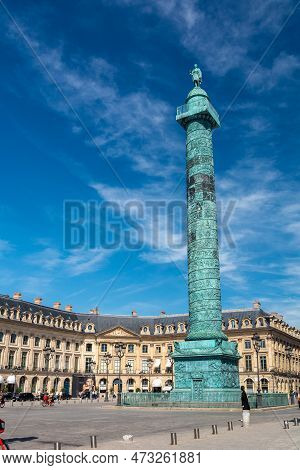 Paris, France - August 30, 2019 : Tourists At Place Vendome, A Square Located In The 1st Arrondissem