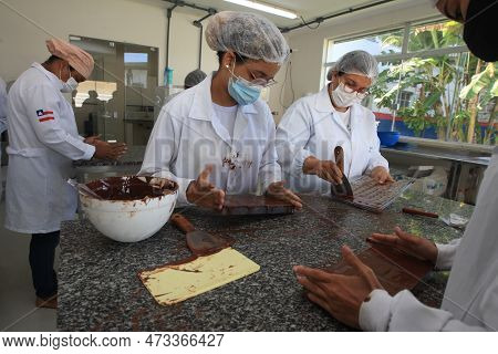 Ilheus, Bahia, Brazil - March 24, 2023: Production Of Chocolate By Students Of A Public School, In T