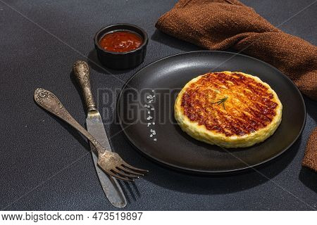 Grilled Halloumi Cheese Served On Plate. Cutlery, Traditional Food For Picnic Or Bbq