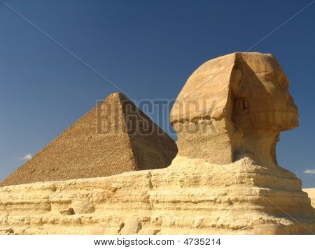 Pyramida zpět