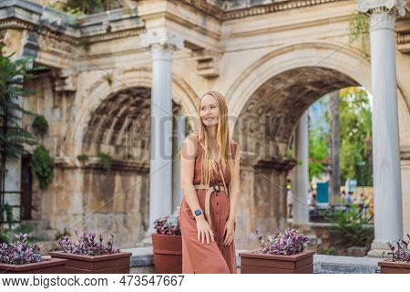 Happy Female Tourist Traveler Discover Interesting Places And Popular Attractions And Walks In The O
