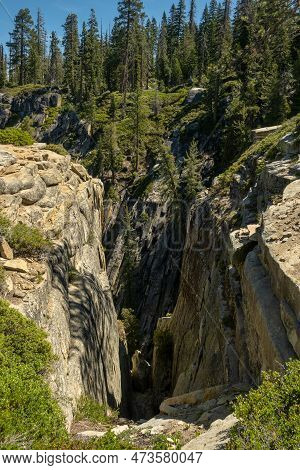 Large Dropoff Along Trail On Taft Point In Yosemite