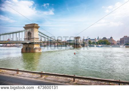 Breathtaking Daily Scene With  Széchenyi Chain Bridge Over Danube River. Location: Budapest City, Hu