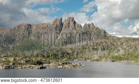 Close Shot Of Mt Geryon At Lake Elysia In The Labyrinth Of Tasmania