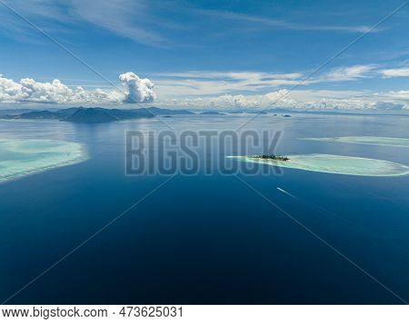 Tropical Island And Coral Atolls In Tropic. Tun Sakaran Marine Park. Borneo, Sabah, Malaysia.
