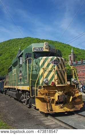May 18, 2019. Jim Thorpe, Pennsylvania. A Historic Diesel Locomotive On Train Tracks In The Town Of 