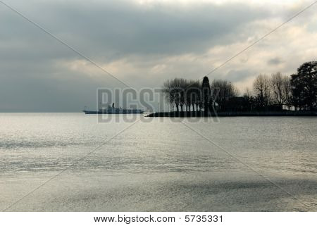 เรือในทะเลสาบ