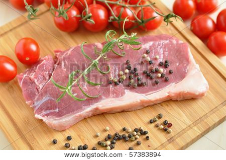 raw rump steak