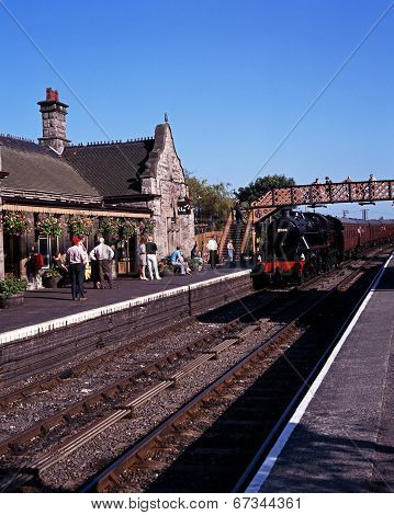 Steam train in station, Bridgnorth.