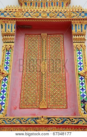 temple window