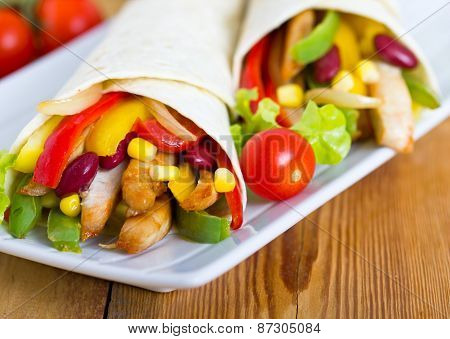 Mexican fajitas (tortilla wrap)