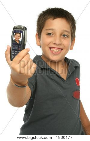 Garçon, prendre une Photo avec un téléphone portable