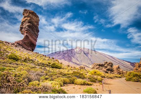 Pico Del Teide With Famous Roque Cinchado Rock Formation, Tenerife, Canary Islands, Spain