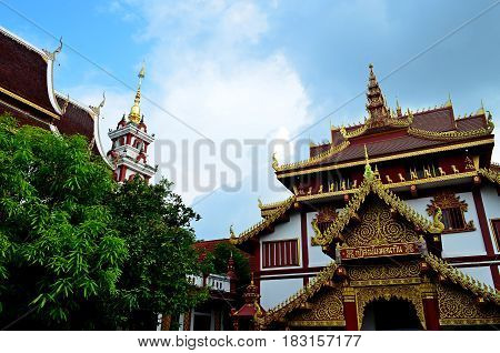 The temples of Buddhism amaze the imagination with their beauty and grandeur, nature as if the architect is striking these buildings
