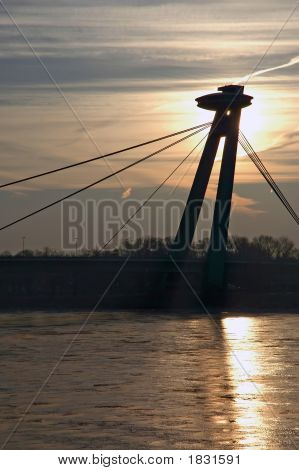 neue Brücke in Bratislava Slowakei Europa