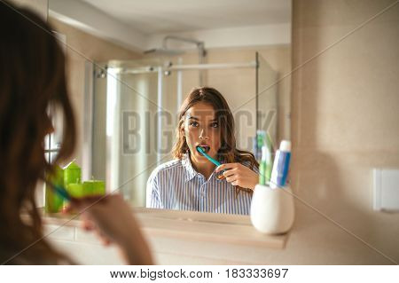 The Healthier Your Teeth Are, The Happier You Look