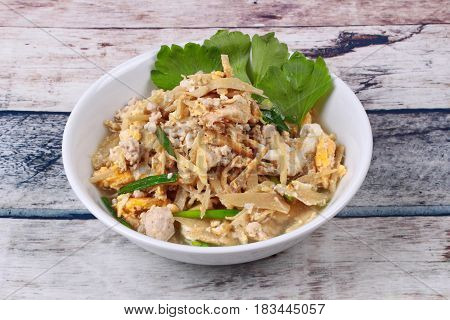 Fried Egg And  Ginger With Minced Pork In Soup.