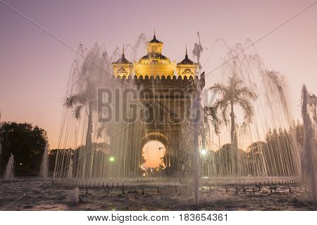Laos Vientiane Patuxai Arch