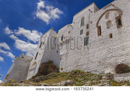 Ostuni,the withe city: medieval town walls .-ITALY(Apulia)-Apsidal area of the church of St. James of Compostela.
