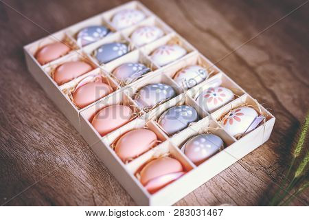 Small Homemade Easter Eggs For Egg Hunting With Kids.
