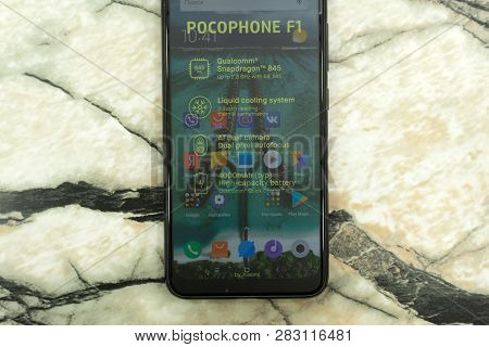 Dual Rear Camera Xiaomi Pocophone F1 Android Flagship Smartphone. - Russia Berezniki 17 November 201