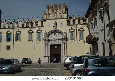 Entrance To The Diocesan Palace At Piazza Del Vescovado Square In Verona. Travel, Holidays, Architec
