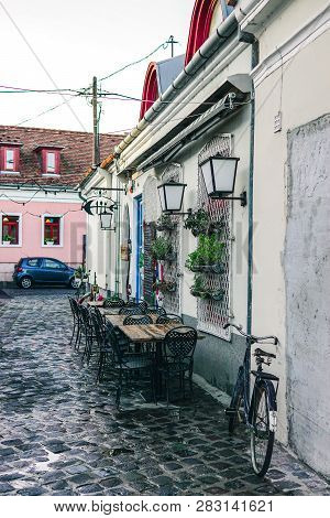 Szentendre, Hungary - November, 2017: Typical Cobbled Street Of Charming Little Town Szentendre, Nea
