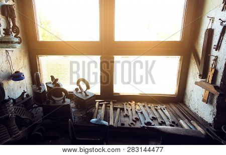 Tranditional Smithy Workshop Tools