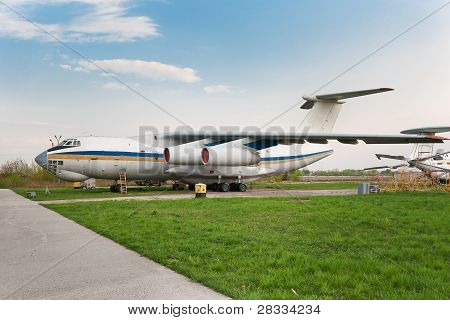 Aereo Ilyushin Il-76