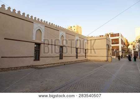 Al Shafi Mosque Nearby Balad Shopping Area In Jeddah, Saudi Arabia