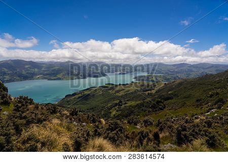 Akaroa Ocean Bay In New Zealand, Amazing View From The Lookout Of Akaroa, Above The Beautiful Mounta