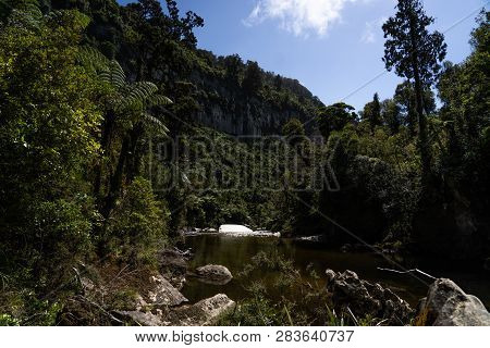 Pororari River Track, Landscape On The Pororari River Track, New Zealand, South Island, Wild New Zea