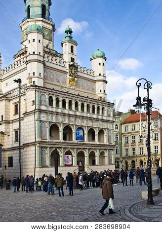 Poznan/poland - February 6th 2019: Crowd Of Tourists Admiring Old Town Square, Taking Photos Of The 