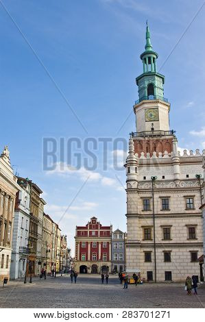 Poznan/poland - February 6th 2019: The Old Town Square With Historic Buildings, Popular Touristic De