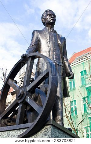 Poznan/poland - February 6th 2019: Hipolit Cegielski Monument In Swiety Marcin Street