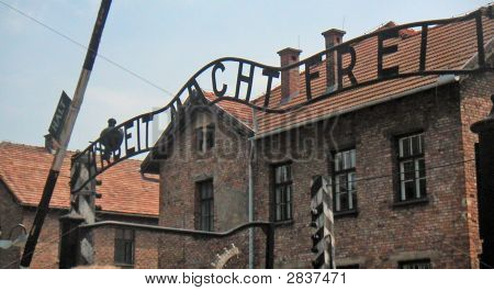 Europa Oriental Polonia Auschwitz Arbeit Macht Frei puerta