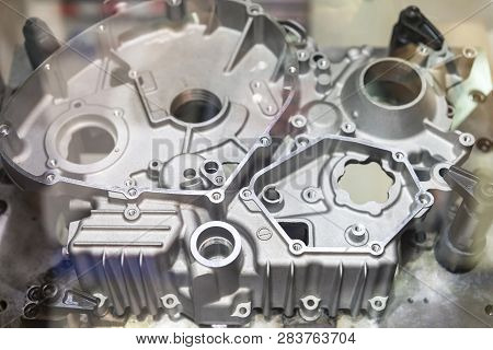 Close Up Industrial Aluminum Casting Parts Cover Crankcase Or Cylinder Block Of Vehicle Automobile O