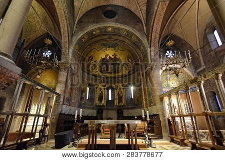 Modena, Emilia Romagna, Italy. December 2018. The Magnificent Interior Of The Cathedral.