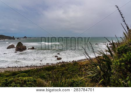 Amazing Coastline At Cape Foulwind Westport New Zealand, Great Coast With The Waves Of The Ocean In 