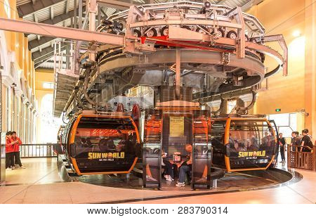 Da Nang, Vietnam, January 03, 2019 : The Cable Car For Transportation From The Ground To The Top Of 
