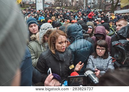 Ukraine, Kiev, January 18, 2014: Demonstration Antimaidan Against Euromaidan On Bessarabka In Kiev
