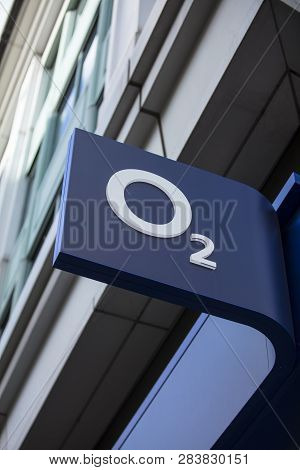 London, Greater London, United Kingdom, 7th February 2018, A Sign And Logo For O2