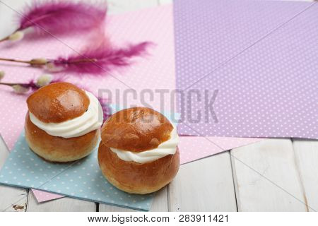 Fastelavnsris and other Fastelavn decorations, scissors and traditional buns