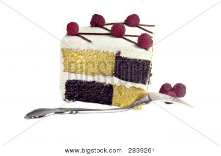 Skakternet kage med hindbær