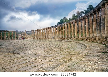 Cardo Maximus. Ancient Roman City Of Gerasa Of Antiquity, Modern Jerash, Jordan