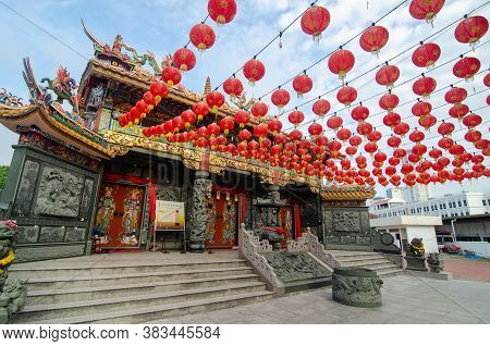 Georgetown, Penang/malaysia - Feb 14 2020: Thean Seng Keong Temple With Red Lantern During Chinese N